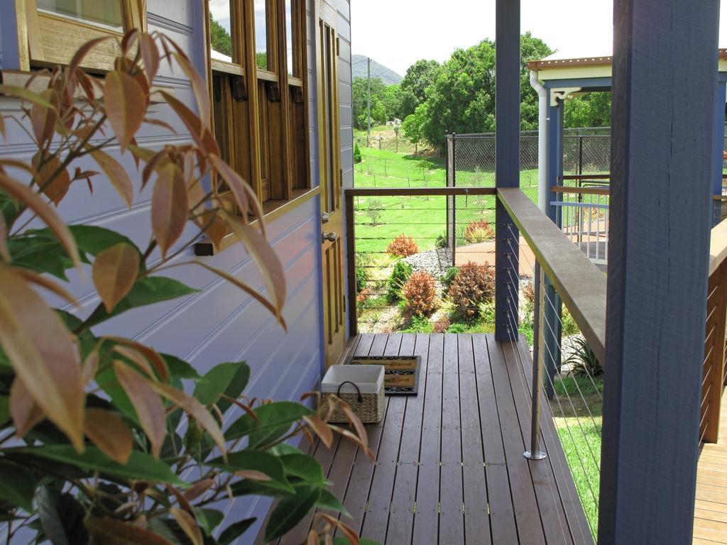 Jacaranda Creek Farmstay & B&B Sunshine Coast 外观 照片