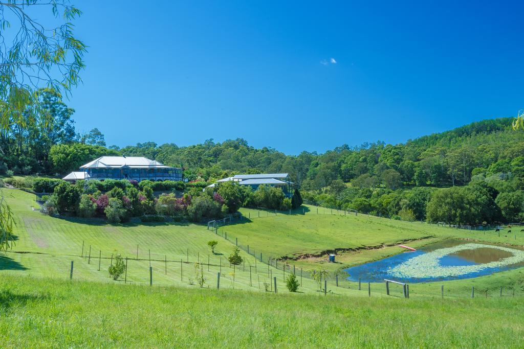 Jacaranda Creek Farmstay & B&B Sunshine Coast 外观 照片