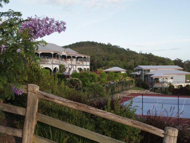 Jacaranda Creek Farmstay & B&B Sunshine Coast 外观 照片